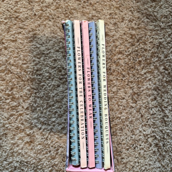 The wedding flower collection vintage florist books set of 5 - Picture 8 of 8